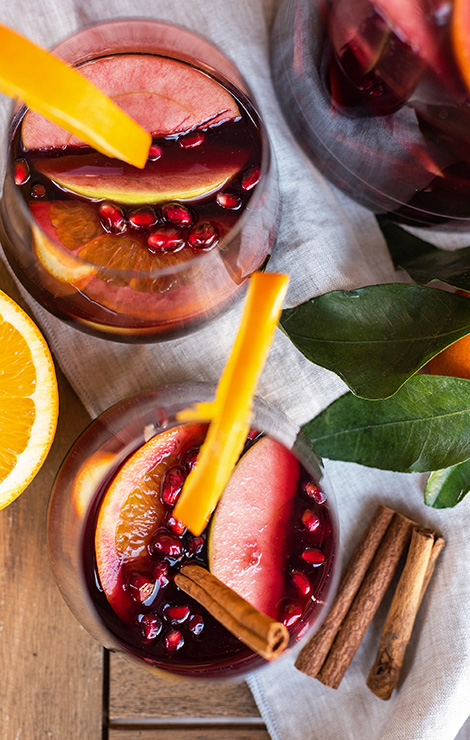 red wine cocktail winter sangria