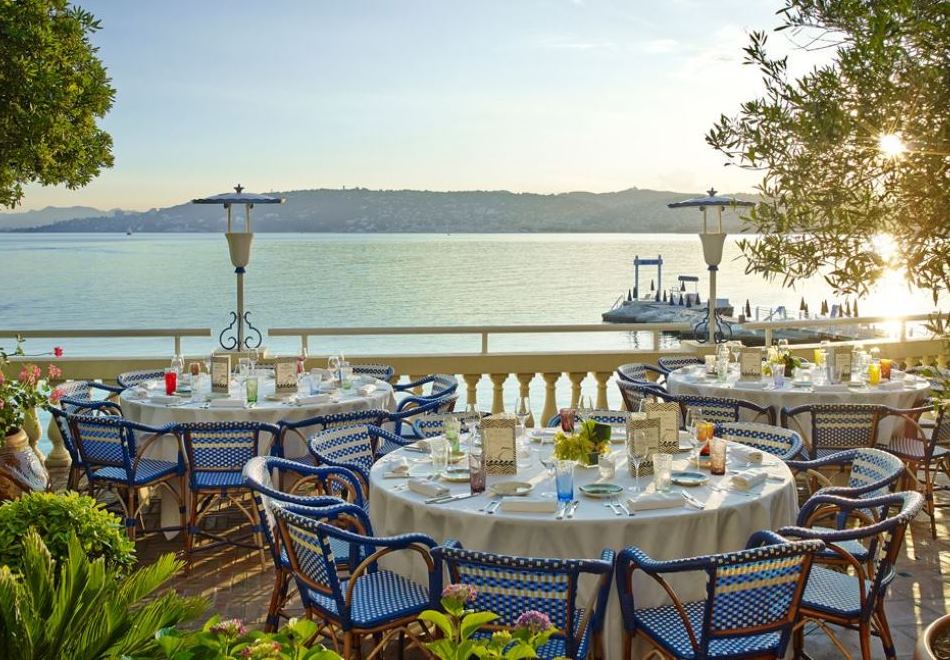 La Passagère Michelin Starred Restaurant Antibes Terrace