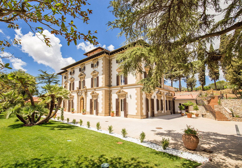 Tenuta Montepattoni - a luxury villa in Tuscany