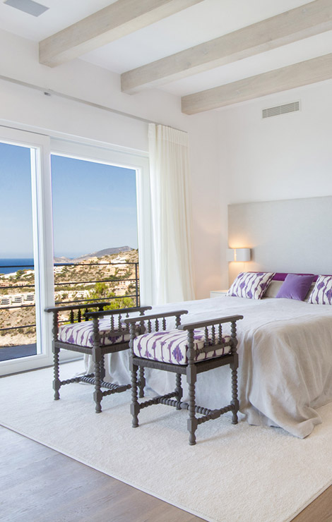 19-Mallorca-Spanish-Holiday-Villa-Rental-Bedroom-MA1015