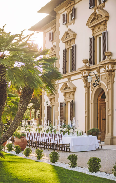 Wedding at luxury villa in Tuscany