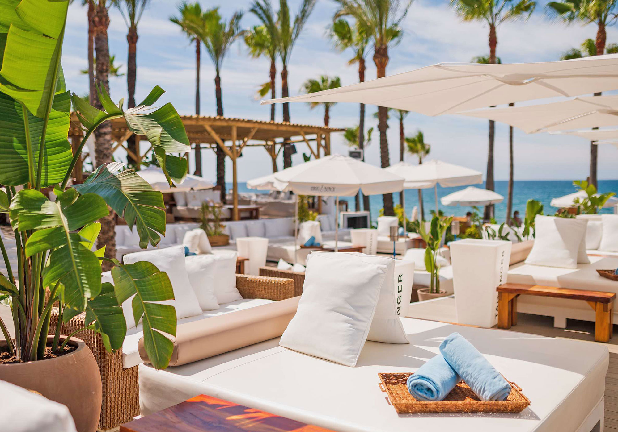 Seafront dining in Marbella La Sala by The Sea beach club and restaurant in Puerto  Banus, Marbella