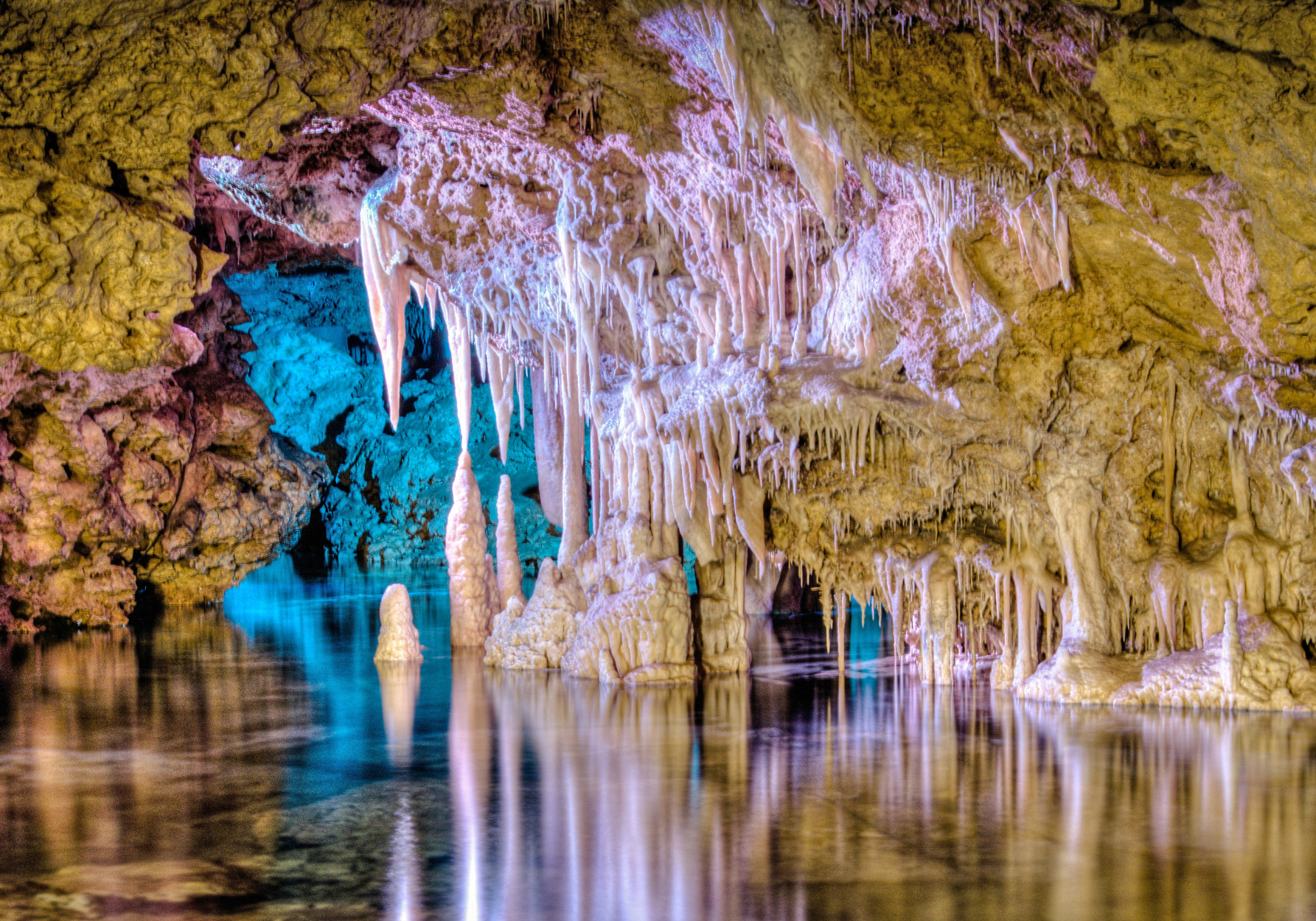 4-caves-to-explore-in-mallorca