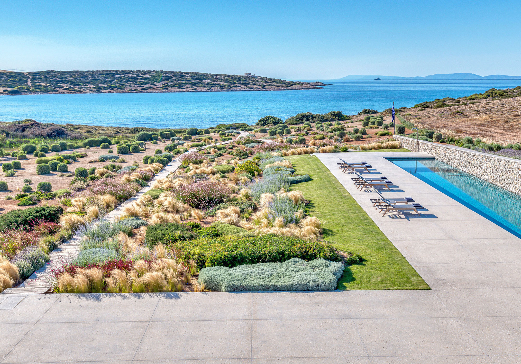 Top 5 Villas in Greece with Direct Access to the Sea